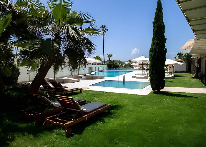 La Quinta By Wyndham Cesme