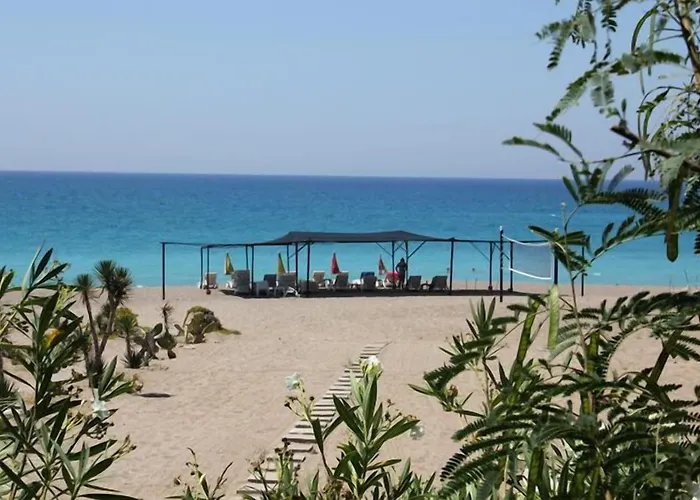 As Queen Beach Hotel