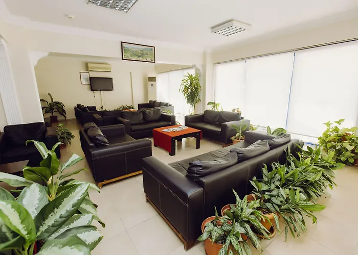 Ozalp Han Hotel