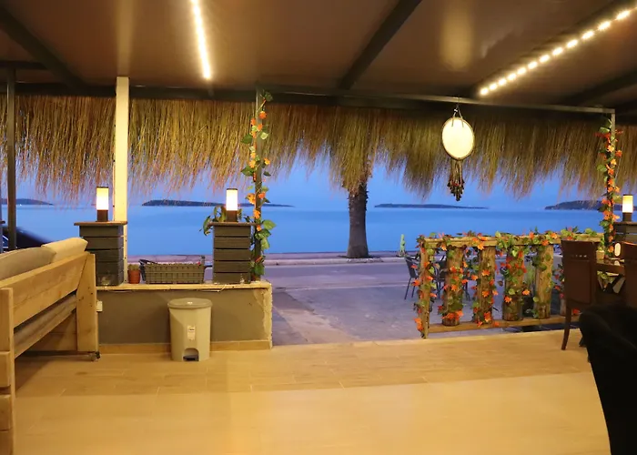 Trend Cesmealti Hotel & Lounge
