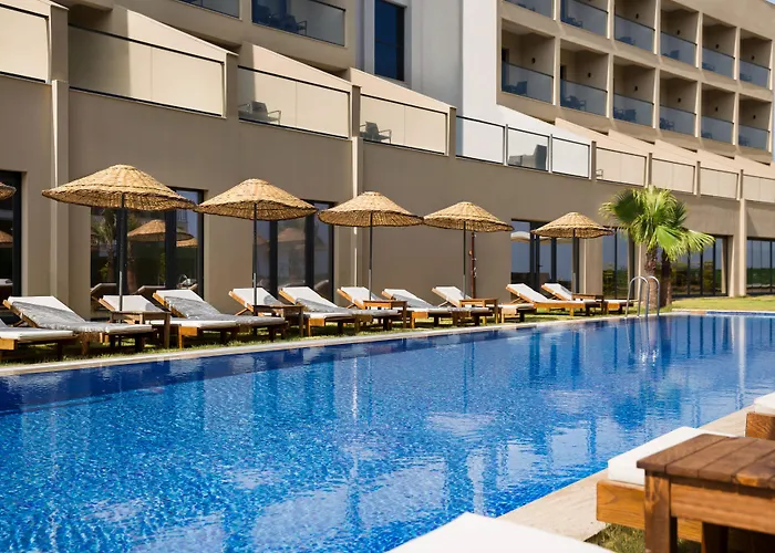 Ramada By Wyndham