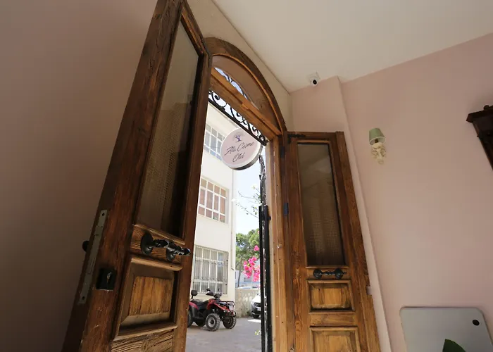 AtaÇesme Otel, Türkiye