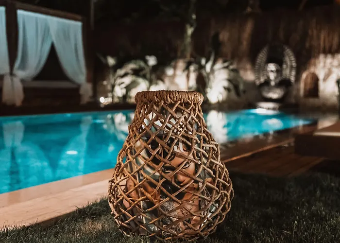 Asha Alacati Çeşme, Türkiye