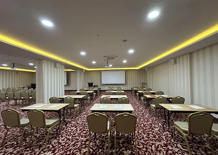 Ramada By Wyndham