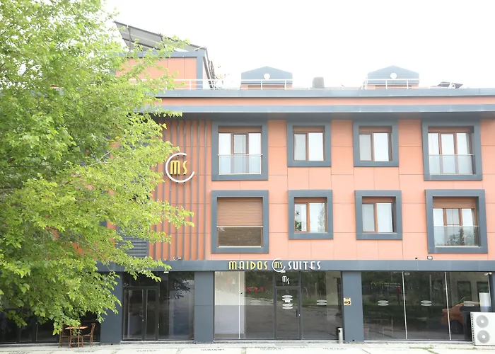 Maidos Hotel & Suites