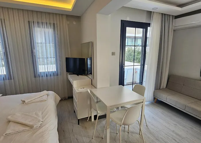 Cicek Apart Hotel