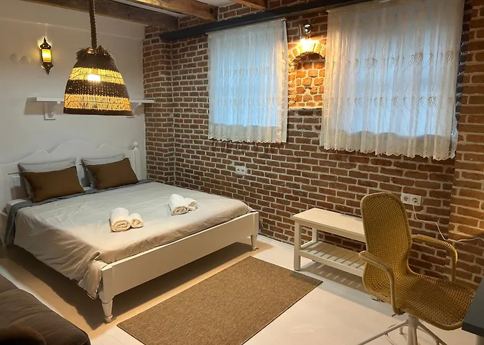 Attalos Suites Hotel