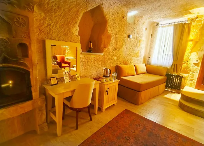 Acropolis Cave Suite