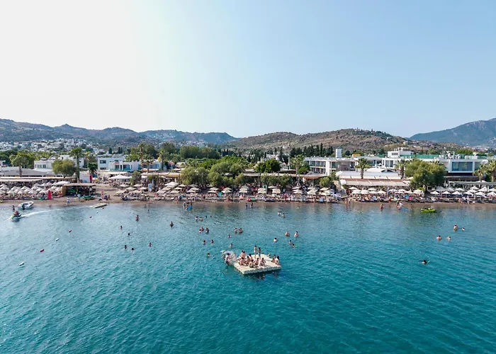 Kefi Beach & Suites
