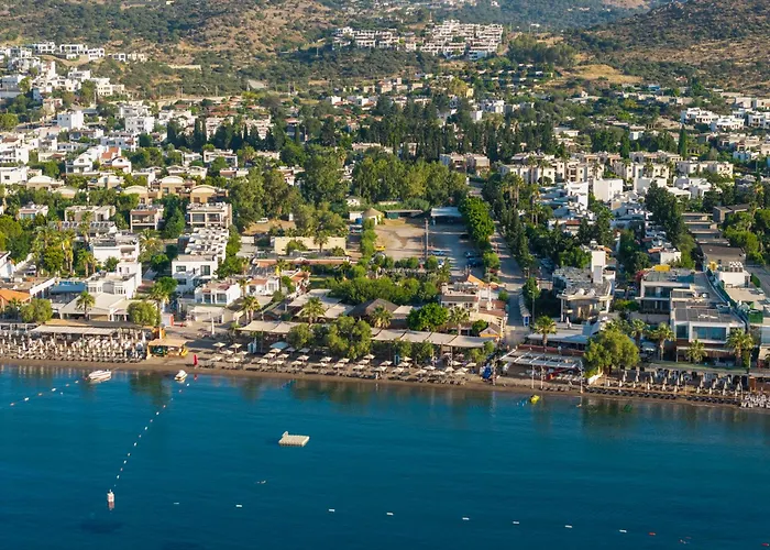 Kefi Beach & Suites