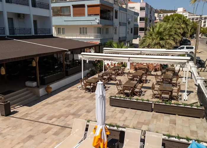 Tunan Motel Ayvalı, Türkiye