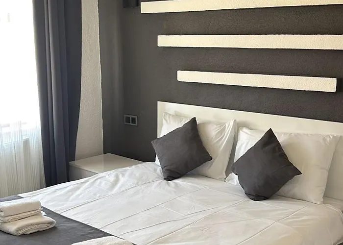 Loopy Lodge Hotel