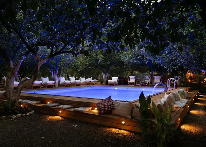 Gayb-I Bungalows , Plus 12 Years Old - Free Access To Beach