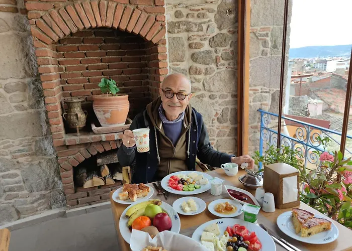 Hera Hotel
