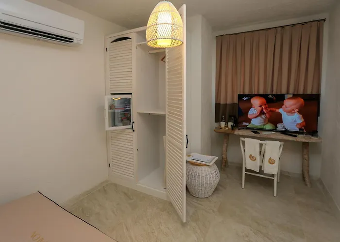 Avalon Boutique Hotel & Suites