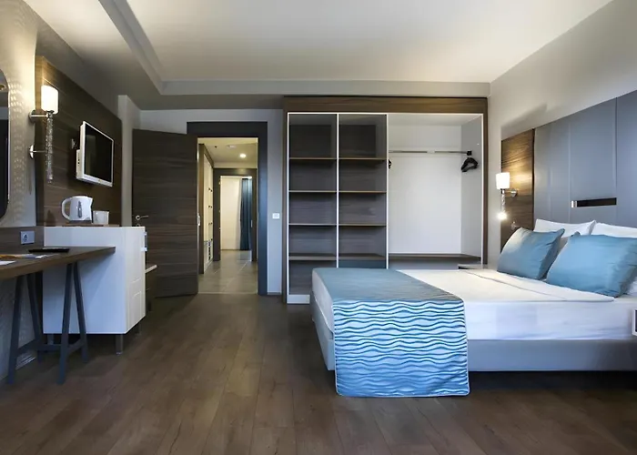 Xoria Deluxe Hotel