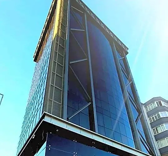 Le Luxe Suites