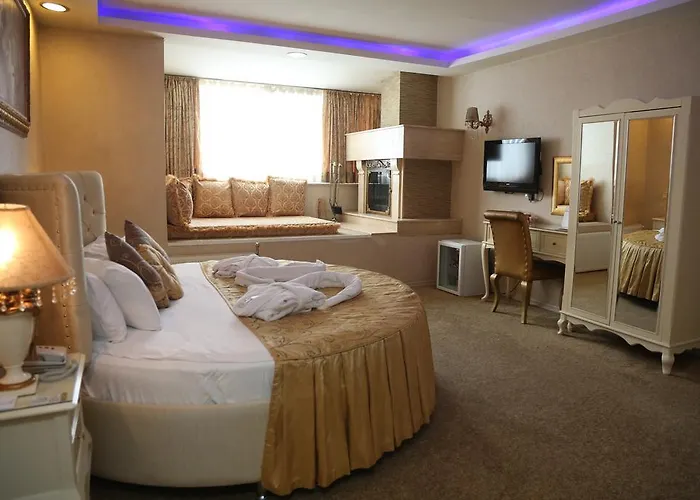 Golden Boutique Hotel
