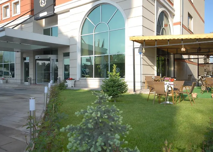 Serace Hotel
