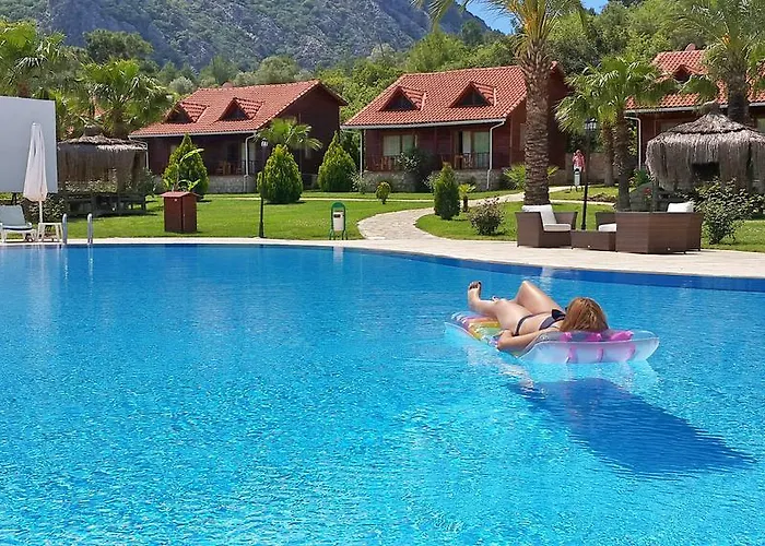Club Sun Village Hotel