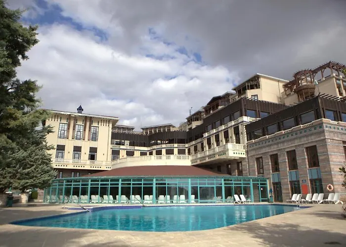 Klassis Resort Hotel