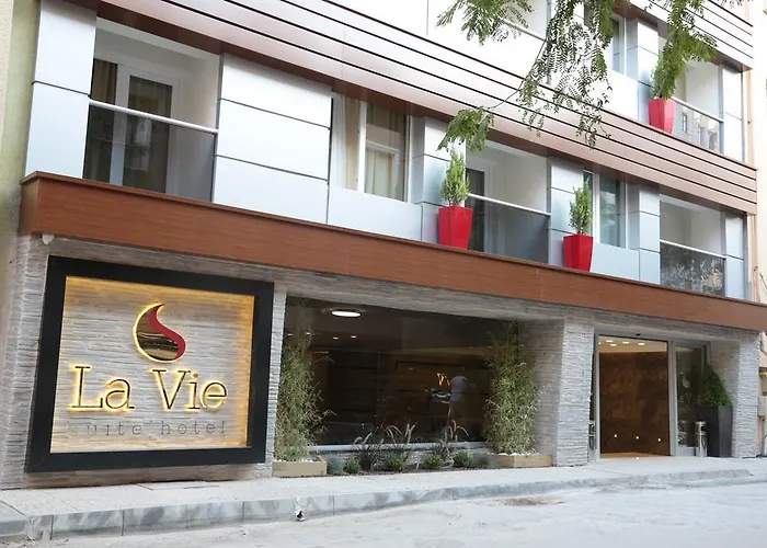 La Vie Suite