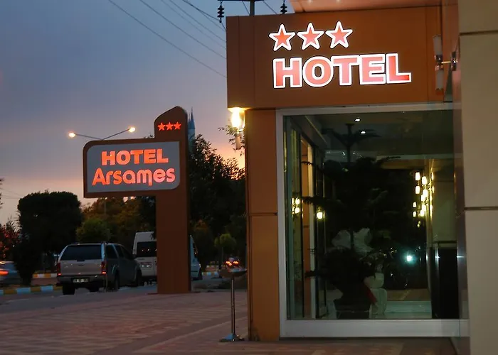 Arsames Hotel