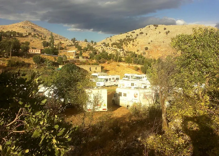 Nemrut Kervansaray