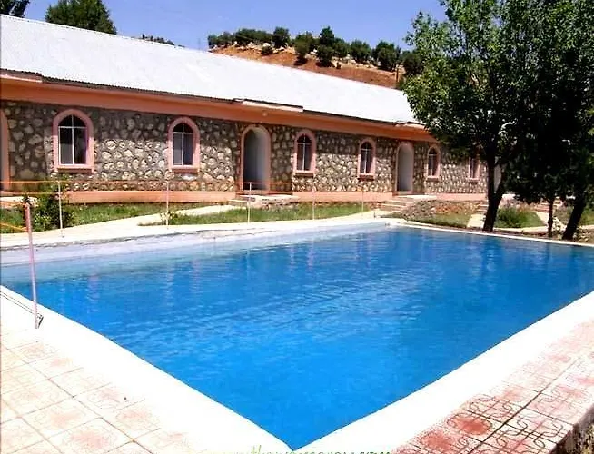 Nemrut Kervansaray
