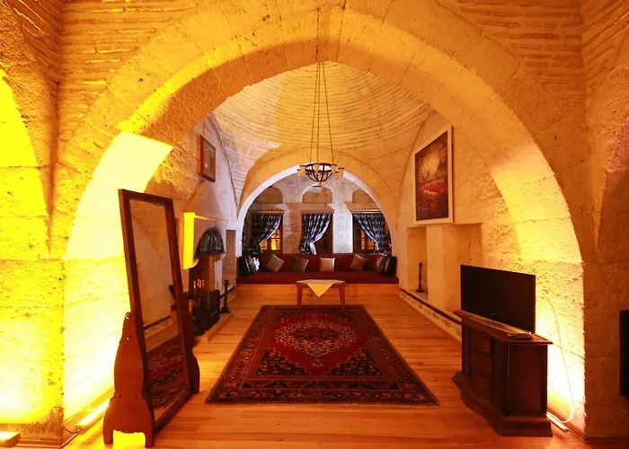 Cinci Han Hotel