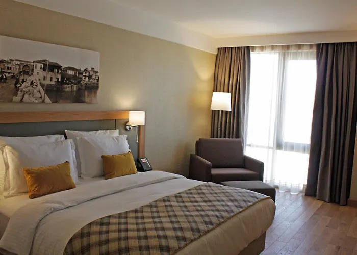 Ramada & Suites By Wyndham