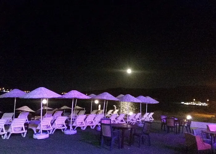 Cunda Beyaz Balina