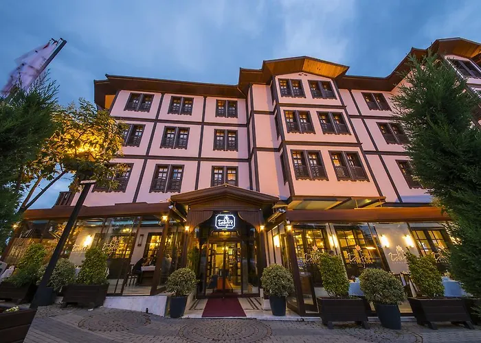 Zalifre Hotel