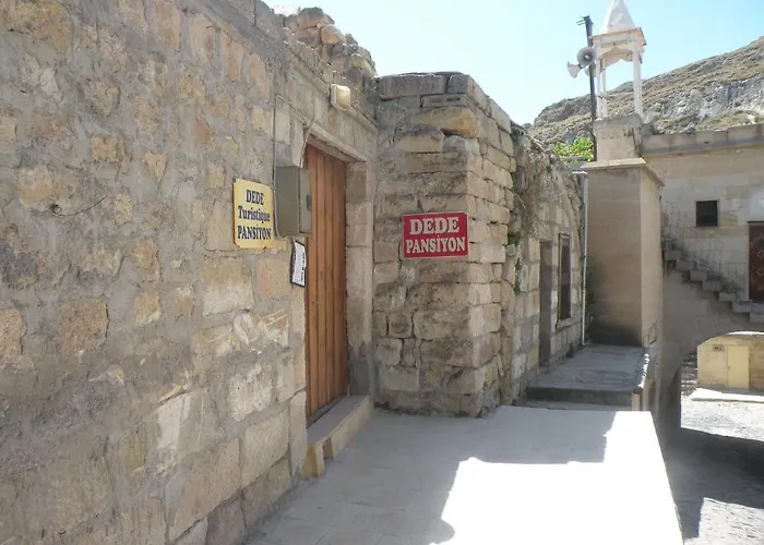Dede Hostel & Pension