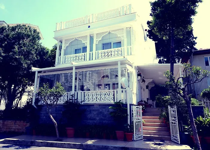 White Palace Otel