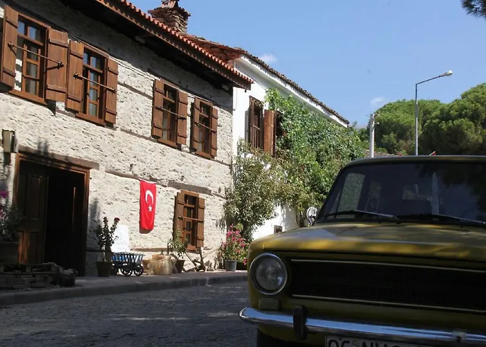 Yeni Gelin Evi Daire Birgi, Türkiye