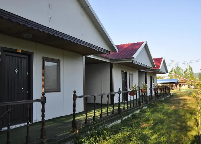Emirbey Atli Turizm Dogal Yasam Koyu