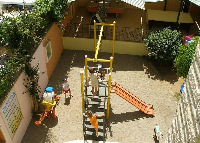 May Garden Club Hotel Kargıcak, Türkiye