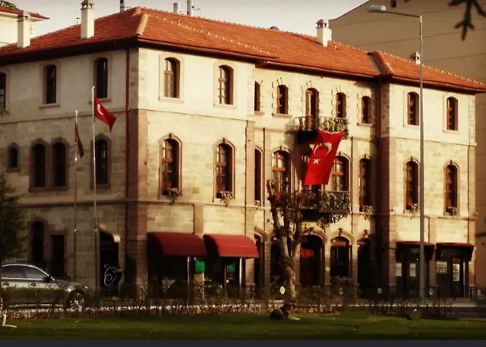 Augustus Boutique