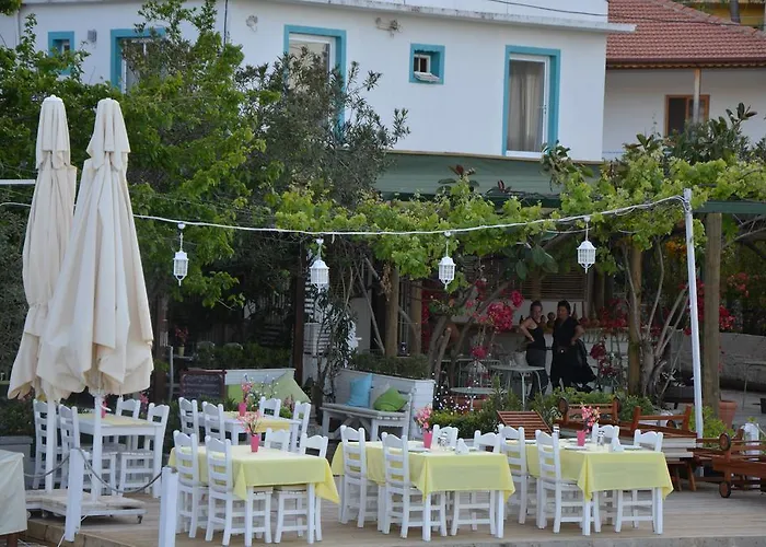 Uzum Tatil Evi