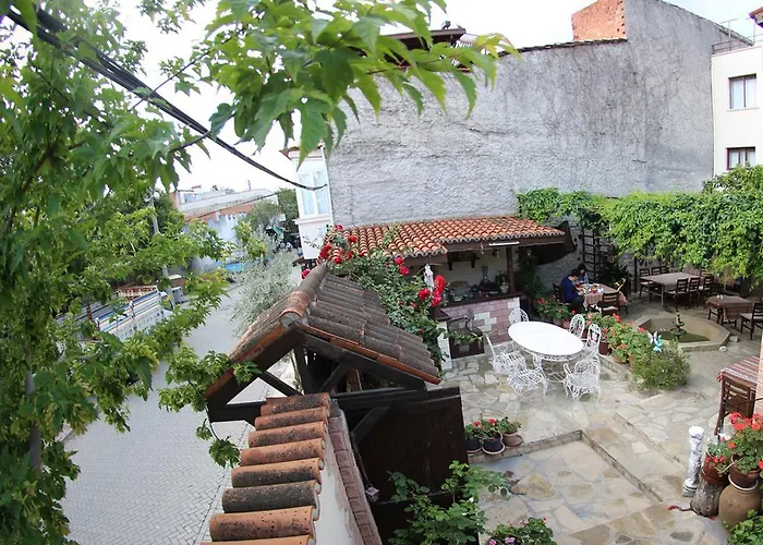 Tuncay Pension
