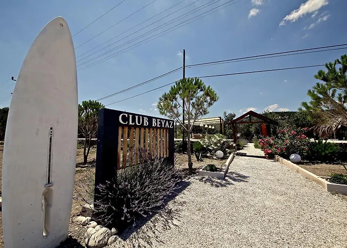 Assos Club Beyaz
