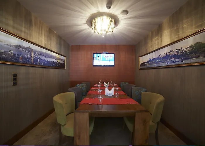 Saffron Hotel