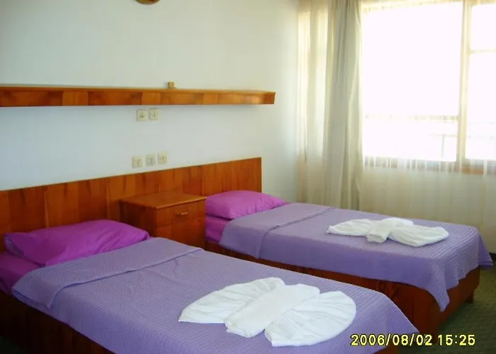 Marla Hotel