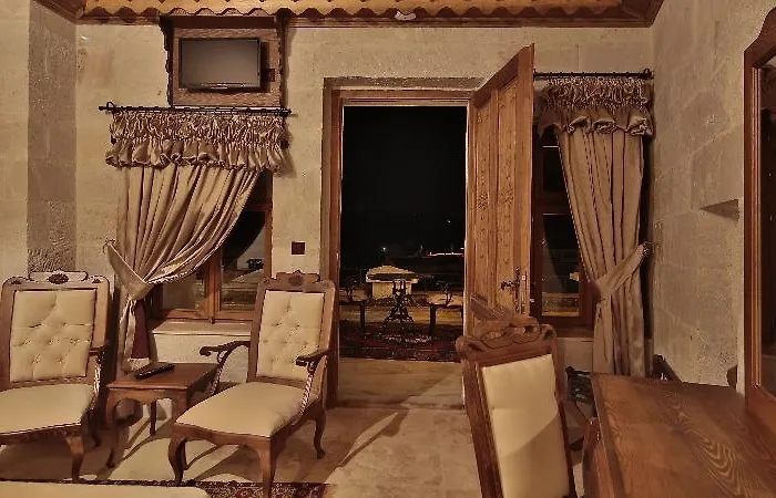 Phocas Cave Suites