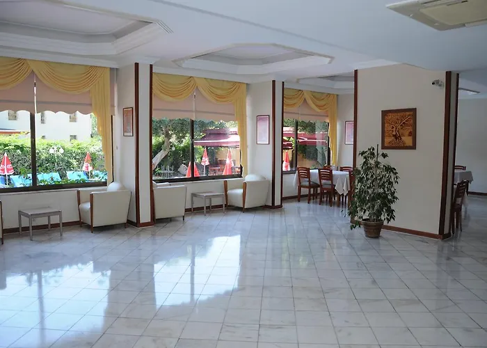Juniper Hotel