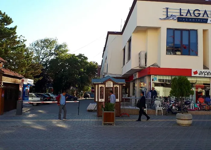 Lagania As Hotel