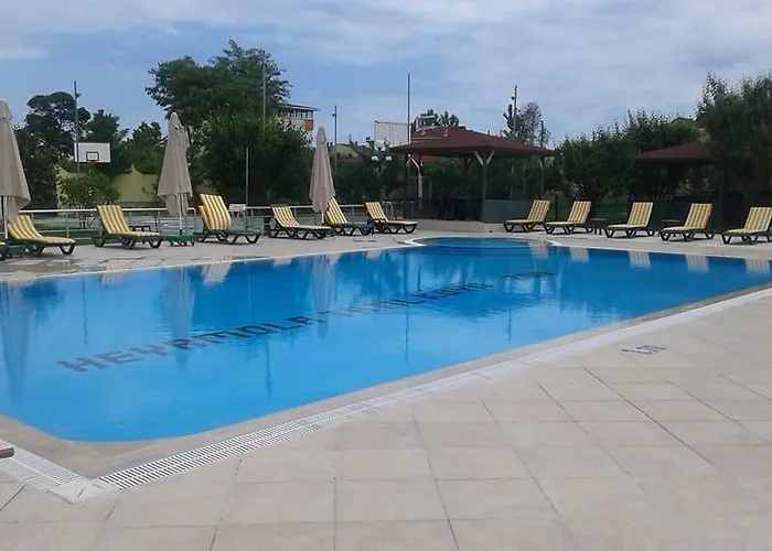 Heyamola Resort
