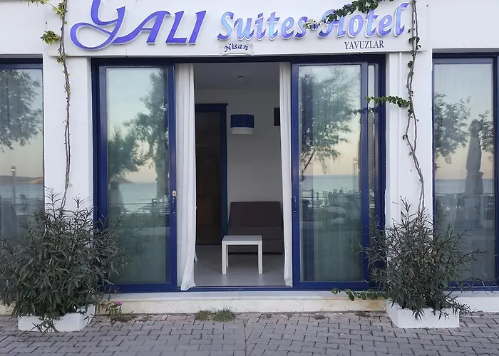 Yali Suites