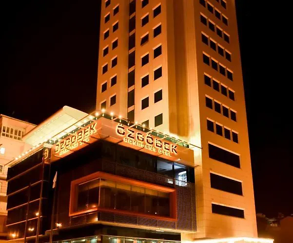 Oezgoebek Roenesans Hotel De Luxe